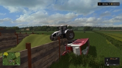 ongelukje in de grasbouw.jpg